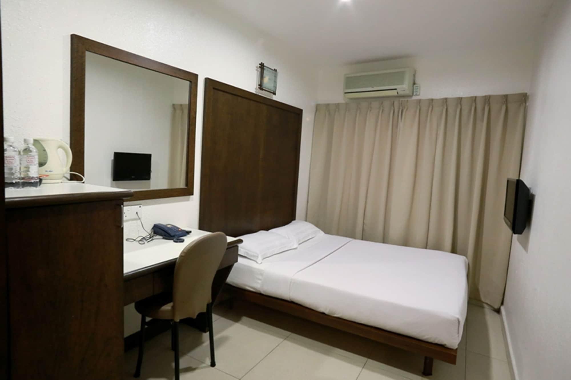 Crystal Lodge Kota Bharu Exterior photo